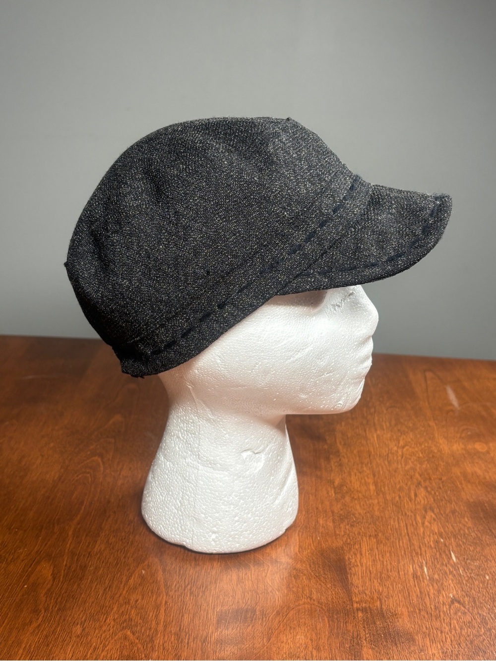 Men's Black Casual Cap with Visor - Comfort Knit Hat